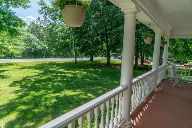 $370,000 | 316 2nd Avenue Southeast, Aitkin, MN 56431