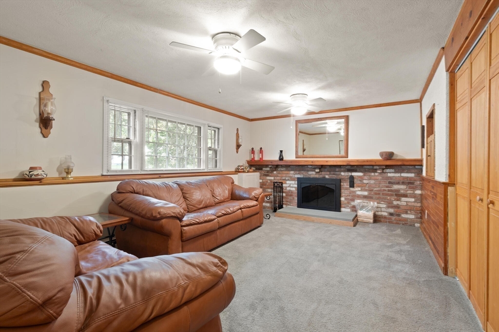 7 Lowry Road Framingham, MA 01701 - Photo 14 of 22