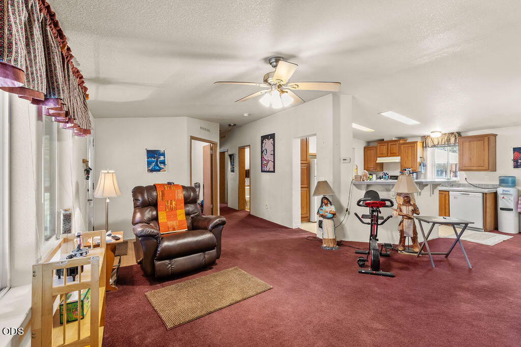 15688 Rim Drive La Pine, OR 97739 - Photo 13 of 28