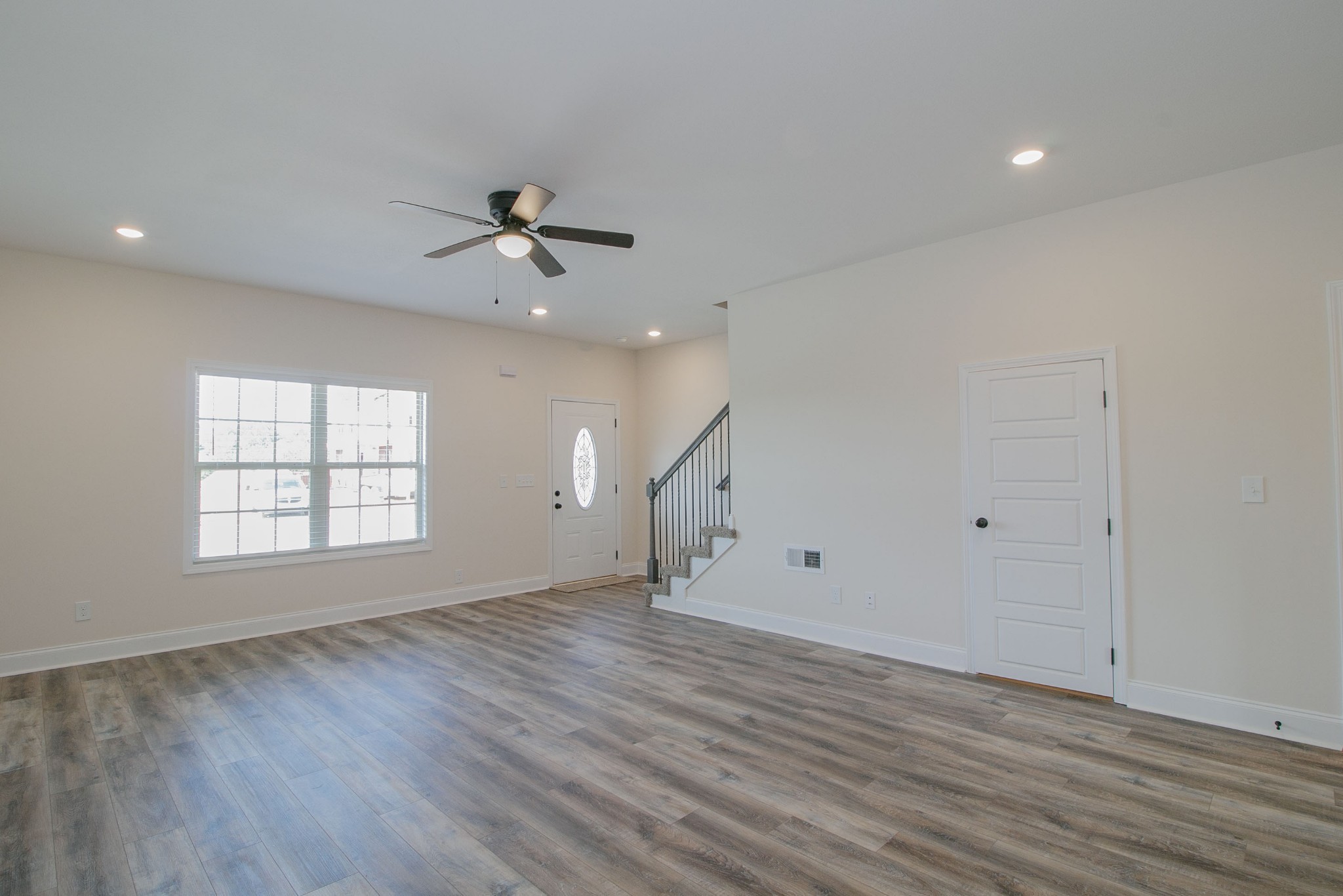 550 Peachers Mill Road, Unit C4 Clarksville, TN 37042 - Photo 5 of 32