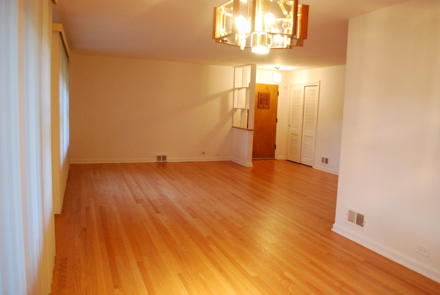 7436 Keystone Avenue Skokie, IL 60076 - Photo 6 of 16