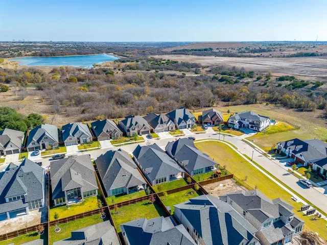 $5,000 | 2120 Meadow Grass Lane, Fort Worth, TX 76008