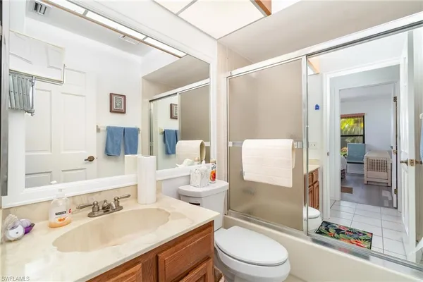 $2,950 | 2005 Pine Isle Lane, Naples, FL 34112