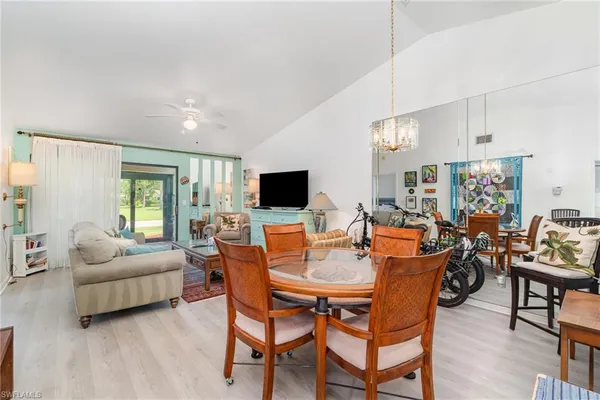 $2,950 | 2005 Pine Isle Lane, Naples, FL 34112