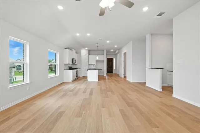 $409,990 | 530 Red Barn Drive, Van Alstyne, TX 75495