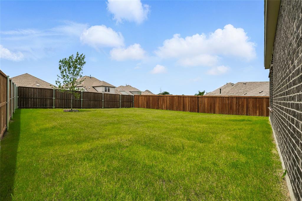 530 Red Barn Drive Van Alstyne, TX 75495 - Photo 27 of 40 View of fenced backyard