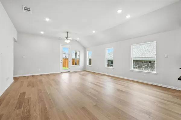 $399,890 | 530 Red Barn Drive, Van Alstyne, TX 75495