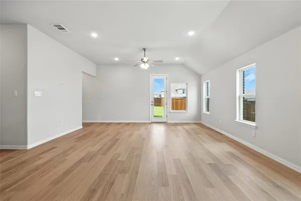 $399,890 | 530 Red Barn Drive, Van Alstyne, TX 75495