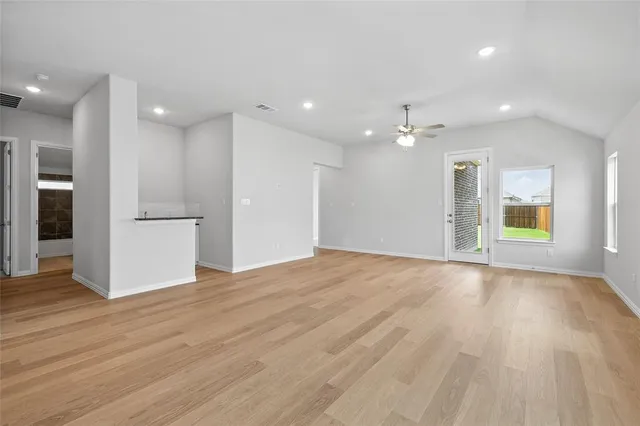 $409,990 | 530 Red Barn Drive, Van Alstyne, TX 75495