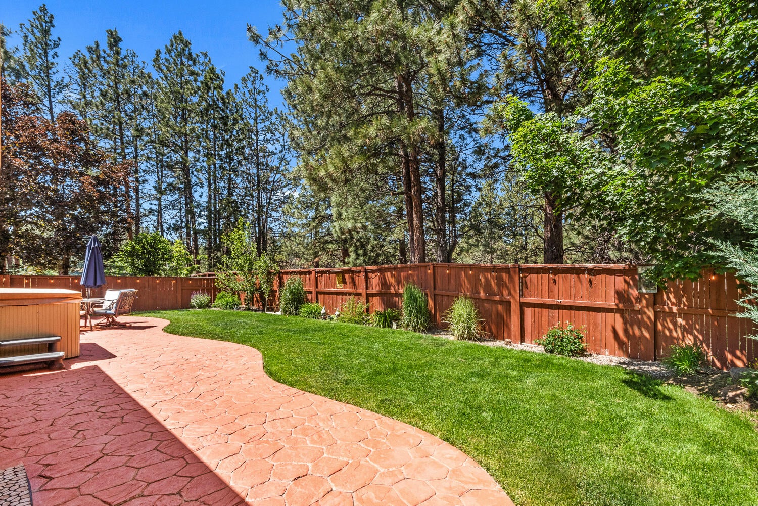 19505 Fishhawk Loop Bend, OR 97702 - Photo 22 of 26 Private Backyard