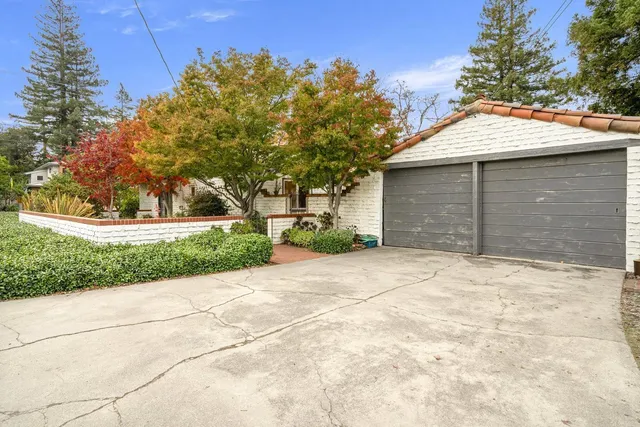 $8,750 | 3691 Laguna Avenue, Palo Alto, CA 94306
