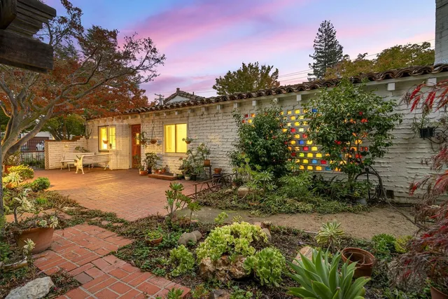 $8,750 | 3691 Laguna Avenue, Palo Alto, CA 94306