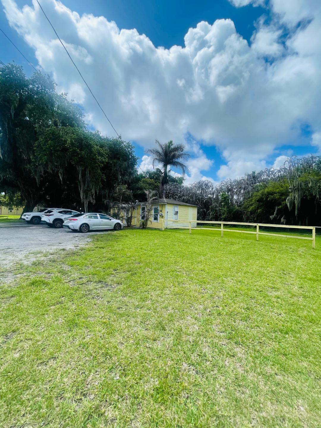 1305 West Midway Road Fort Pierce, FL 34982 - Photo 2 of 11 2