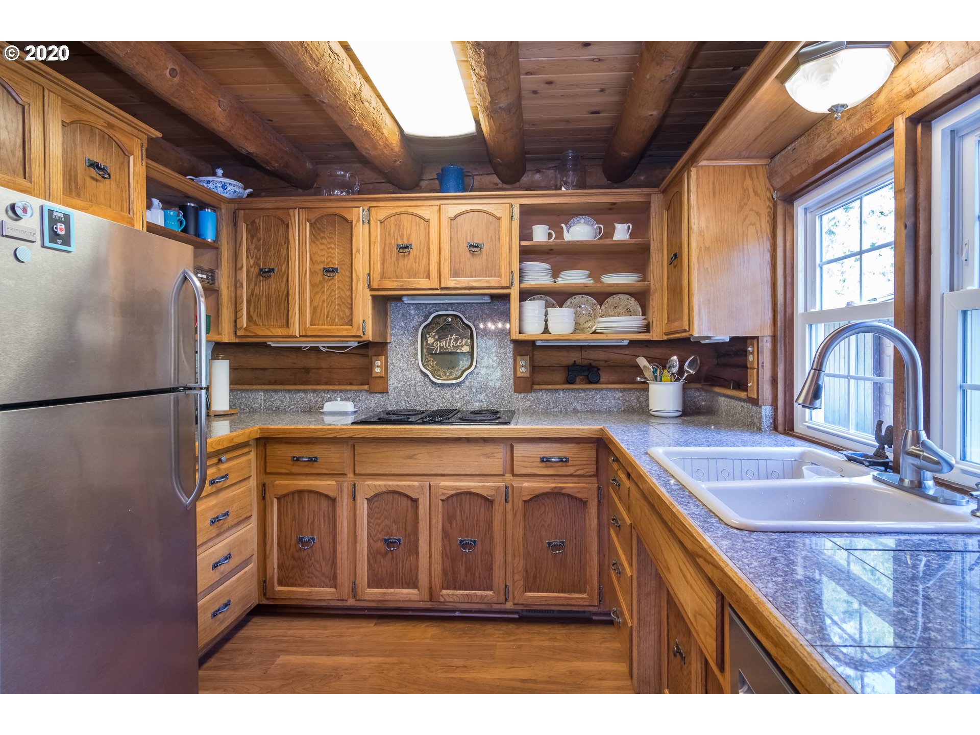 764 Upper Cleveland Rapids Road Roseburg, OR 97471 - Photo 8 of 31 Kitchen