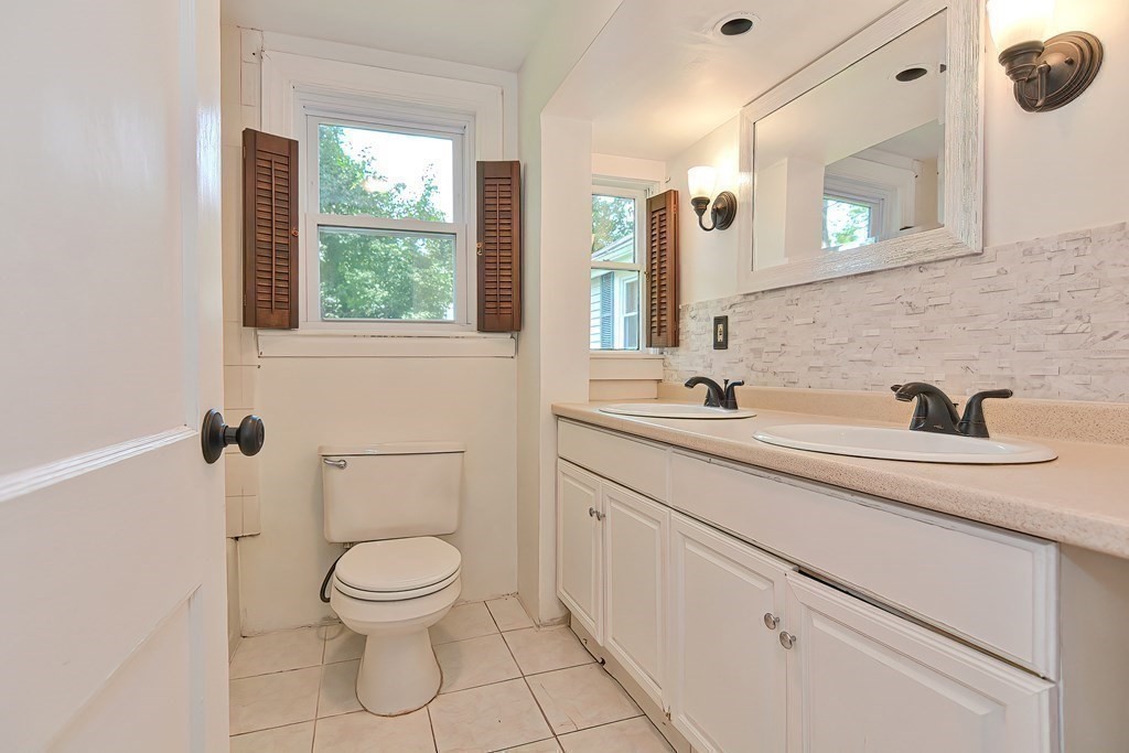 207 Boston Post Road Wayland, MA 01778 - Photo 22 of 38