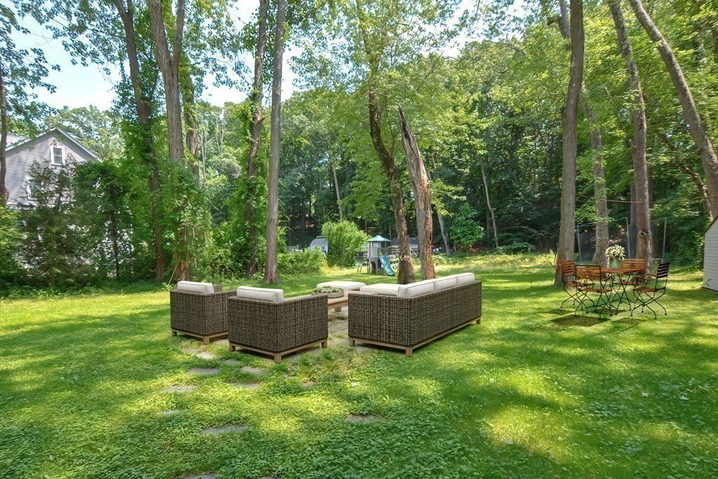 207 Boston Post Road Wayland, MA 01778 - Photo 25 of 38