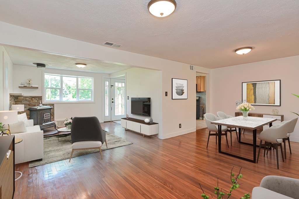 207 Boston Post Road Wayland, MA 01778 - Photo 3 of 38