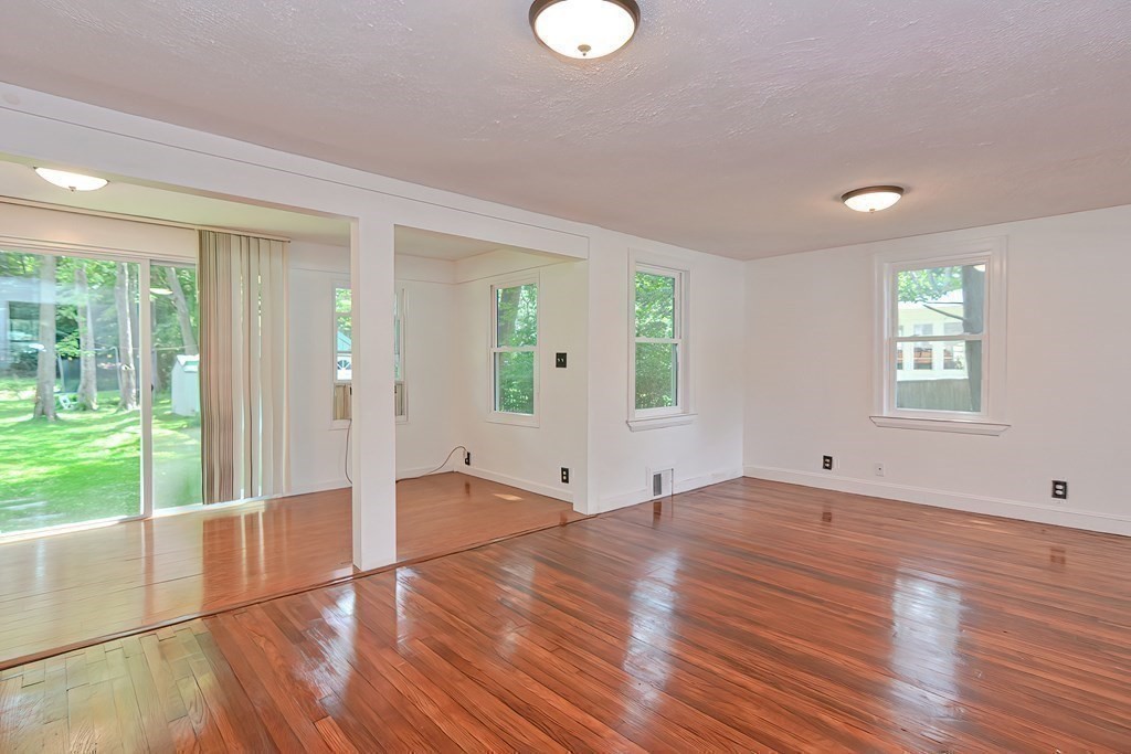 207 Boston Post Road Wayland, MA 01778 - Photo 34 of 38