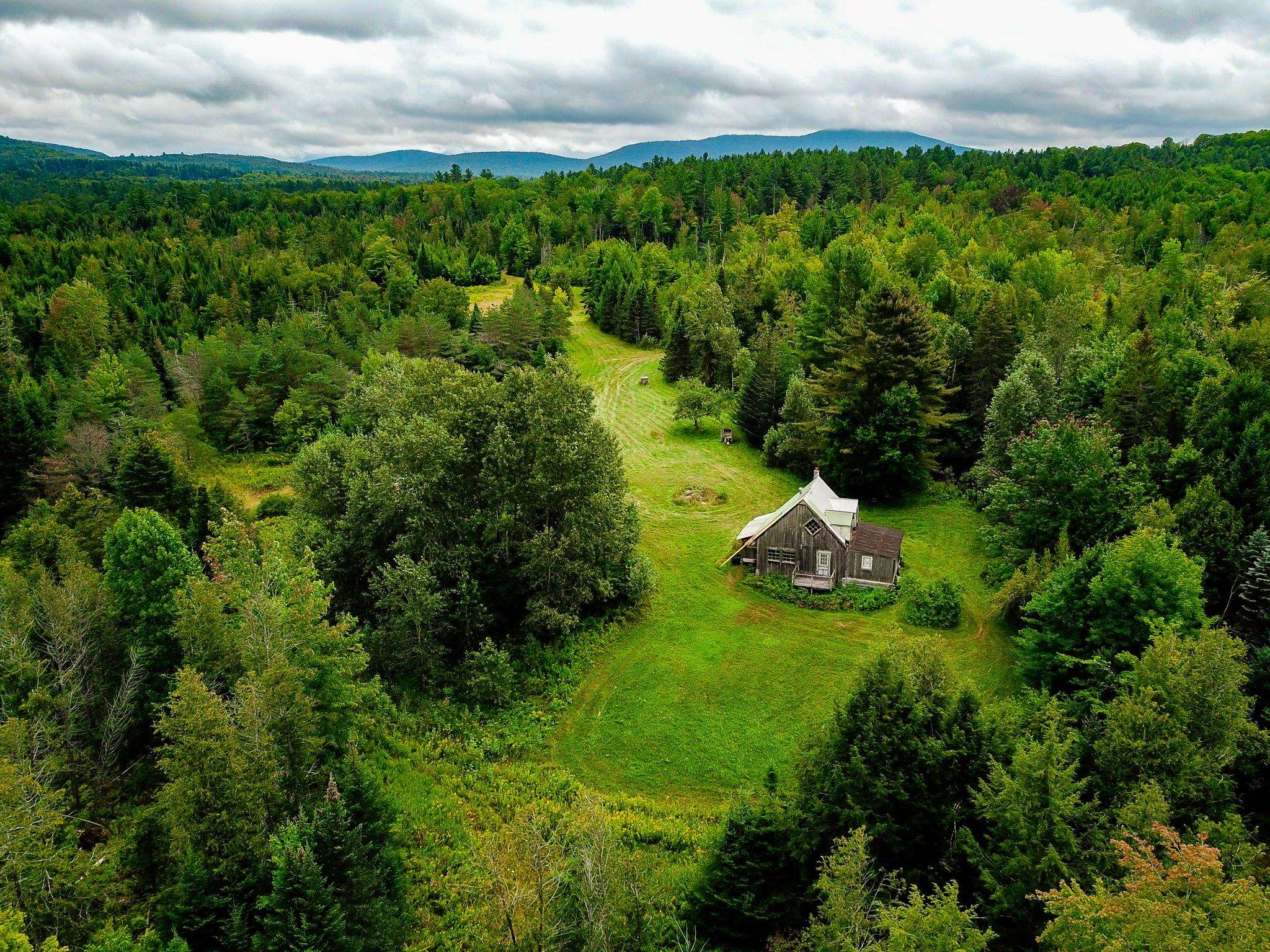 433 Davis Road Marshfield, VT 05667 - Photo 31 of 40 Gallery Image 31