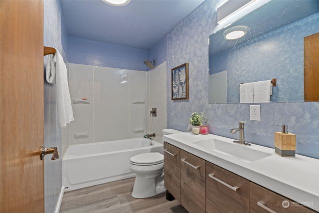 $662,500 | 10028 3rd Avenue Southwest, Seattle, WA 98146