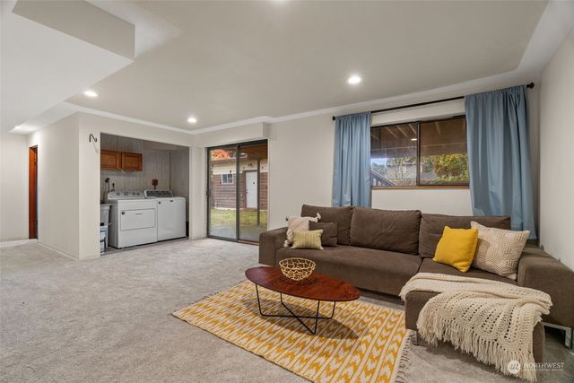 $662,500 | 10028 3rd Avenue Southwest, Seattle, WA 98146