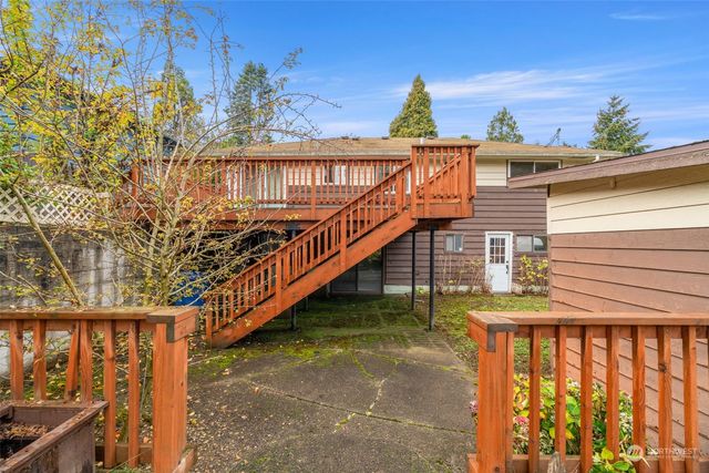 $662,500 | 10028 3rd Avenue Southwest, Seattle, WA 98146
