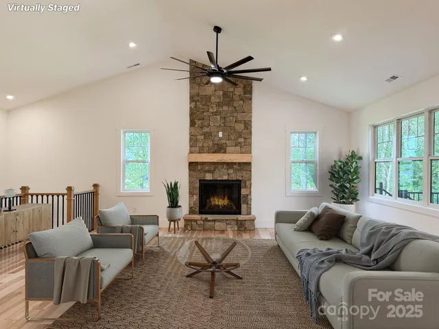 $950,000 | 47 Skylar Lane, Mills River, NC 28759