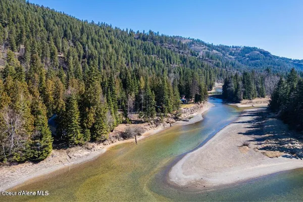 $499,000 | Nka Nka Frontage Road, Clark Fork, ID 83811