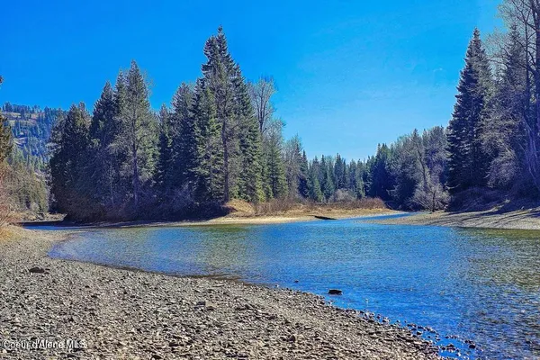 $499,000 | Nka Nka Frontage Road, Clark Fork, ID 83811