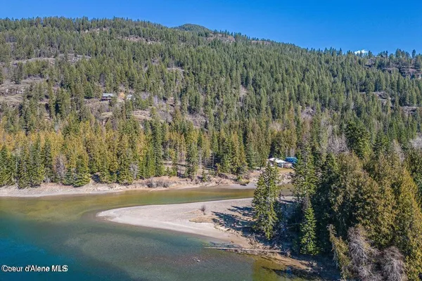 $499,000 | Nka Nka Frontage Road, Clark Fork, ID 83811