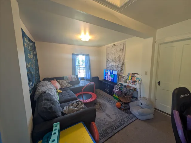 $69,000 | 10 McClellan Avenue, Mount Jewett, PA 16740