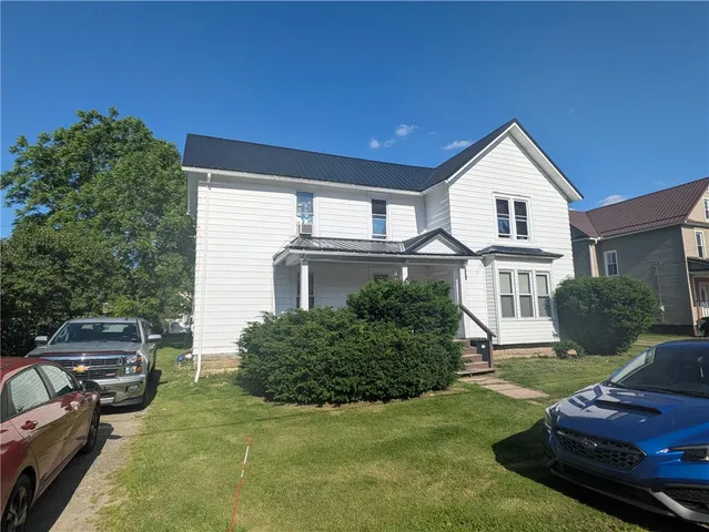 $69,000 | 10 McClellan Avenue, Mount Jewett, PA 16740