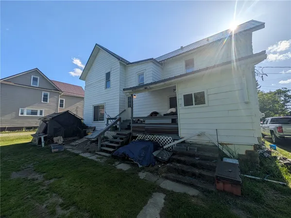$69,000 | 10 McClellan Avenue, Mount Jewett, PA 16740