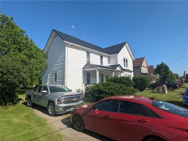 $69,000 | 10 McClellan Avenue, Mount Jewett, PA 16740