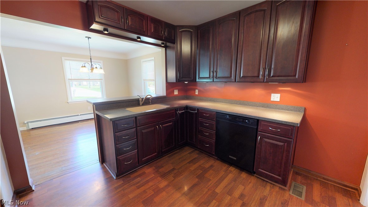 743 Lander Road Cleveland, OH 44143 - Photo 6 of 17 Gallery Image 6