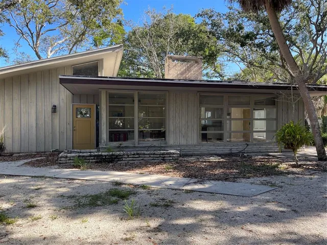 $1,150,000 | 5453 Avenida Del Mare, Sarasota, FL 34242