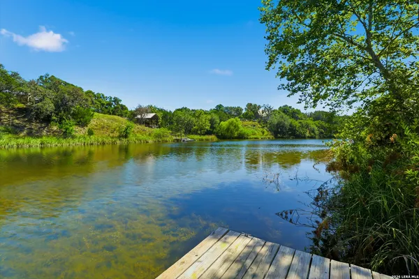 $379,000 | 735 Hondo Creek Road, Tarpley, TX 78883