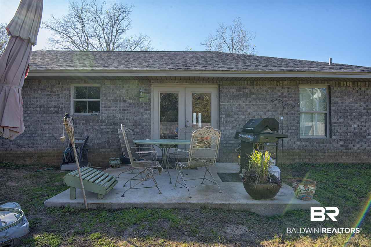 409 South Stuart Street Foley, AL 36535 - Photo 20 of 25 Back Patio