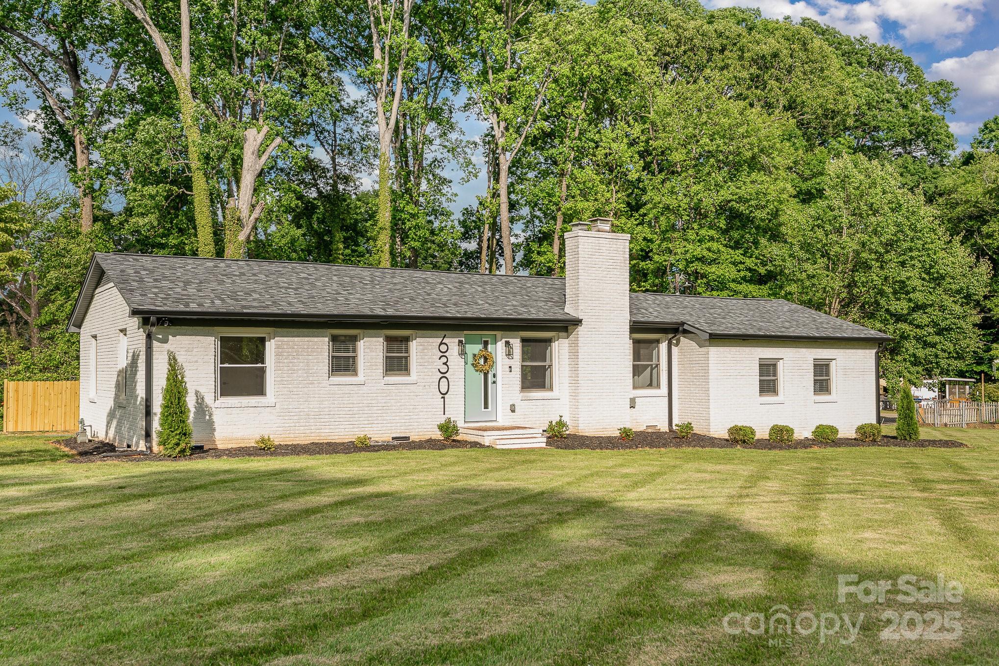6301 Vernedale Road Charlotte, NC 28212 - Photo 3 of 16 Gallery Image 3