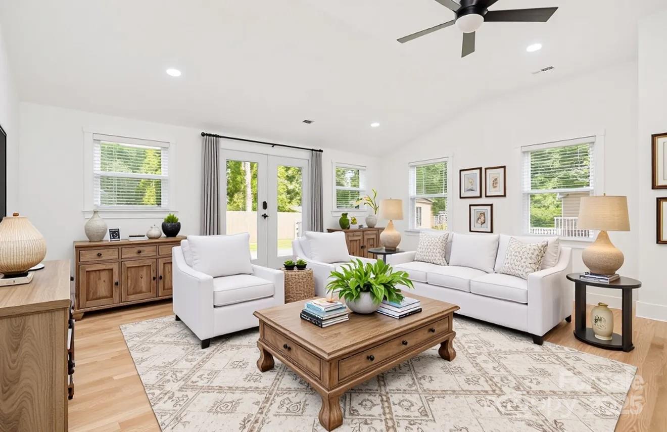 6301 Vernedale Road Charlotte, NC 28212 - Photo 4 of 16 Gallery Image 4