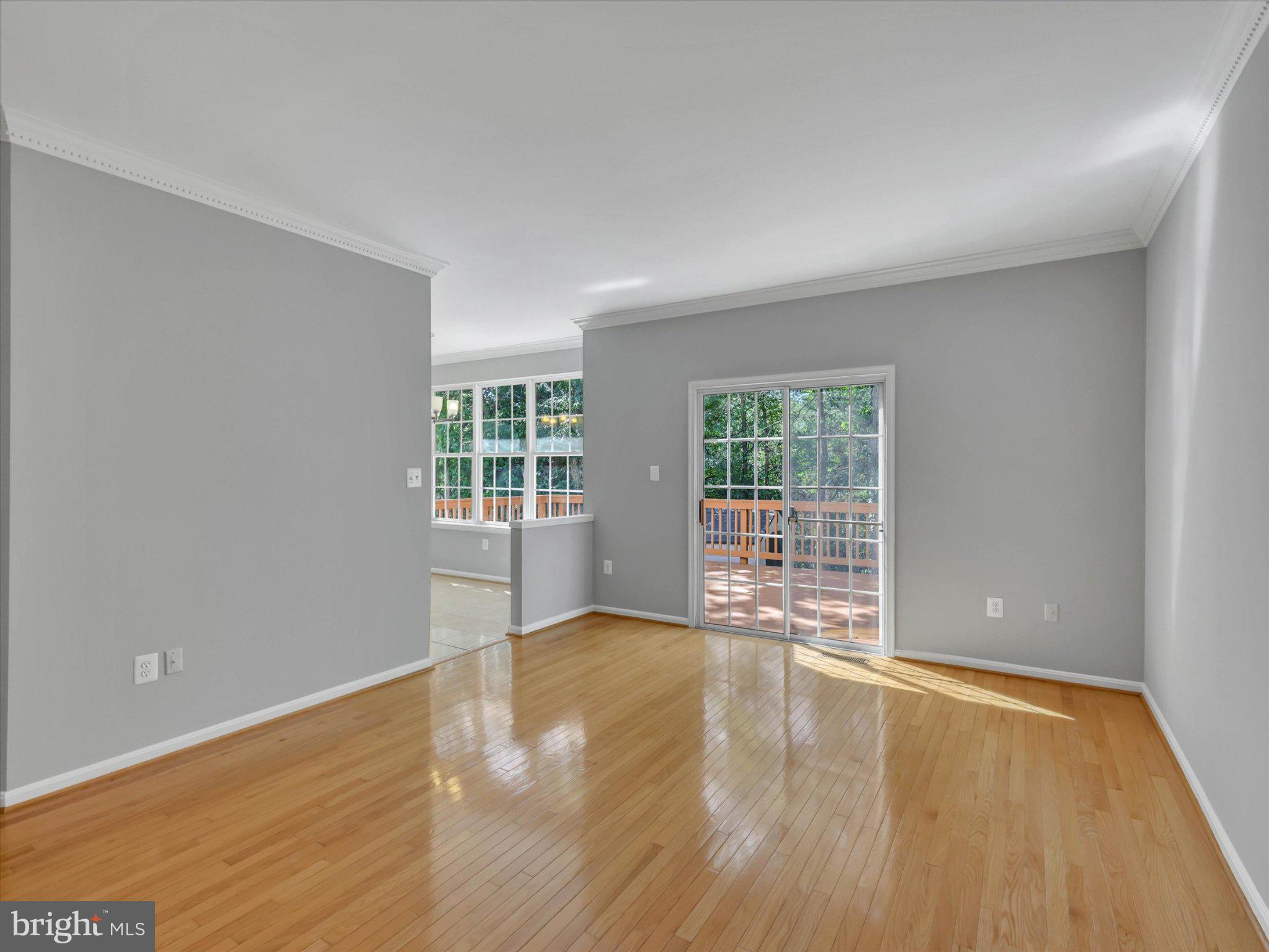 8104 Pepper Ridge Way Gaithersburg, MD 20877 - Photo 16 of 62 Bright and airy open space awaits.