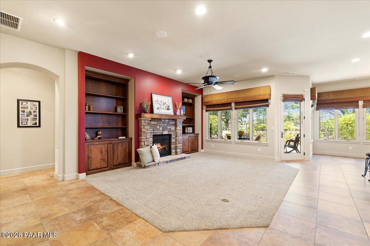 1660 Stable Rock Road Prescott, AZ 86303 - Photo 9 of 44 10-Living Room