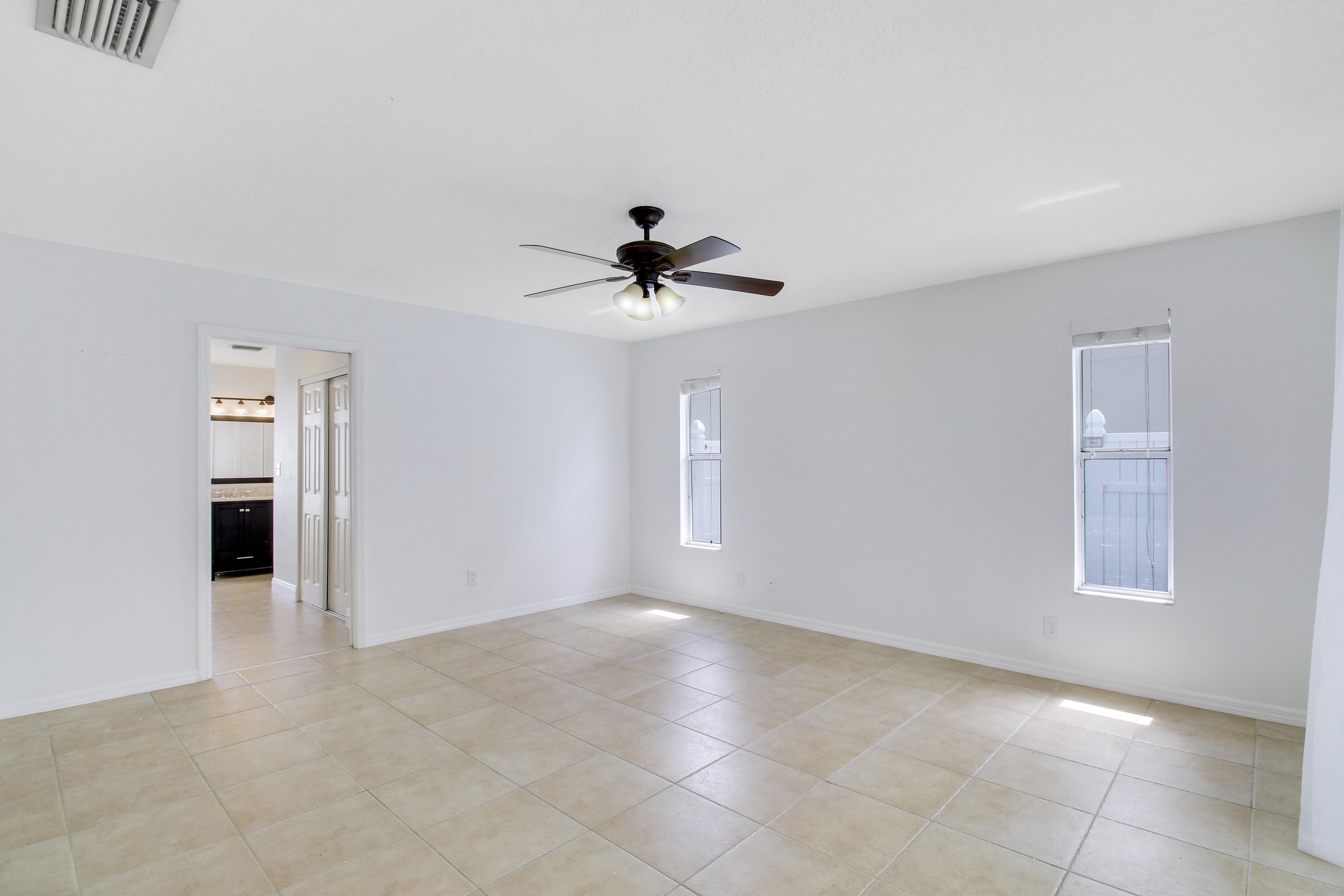 6118 Barbara Street Jupiter, FL 33458 - Photo 21 of 30 House-19
