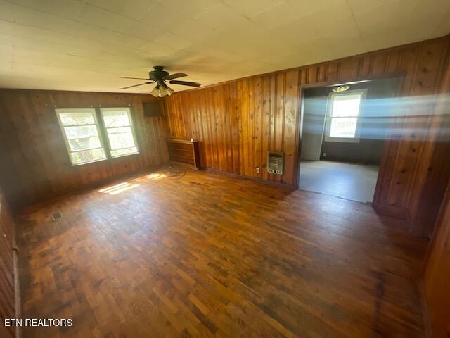 714 Cumberland Avenue Athens, TN 37303 - Photo 3 of 10 79711019769__695DCAC6-67D8-406B-87DF-953