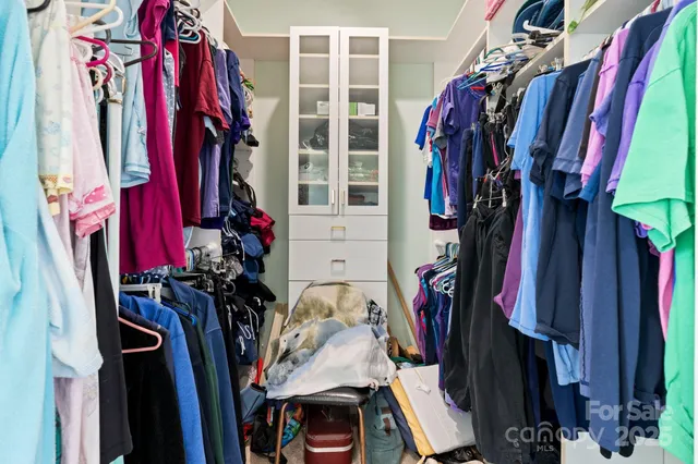 a view of a walk in closet