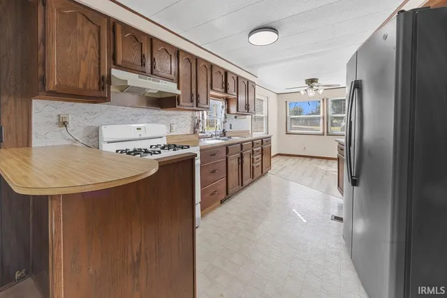 $155,000 | 327 North Washington Street, Dale, IN 47523