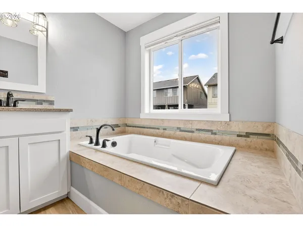$724,900 | 4132 Southwest Brixton Avenue, Gresham, OR 97080