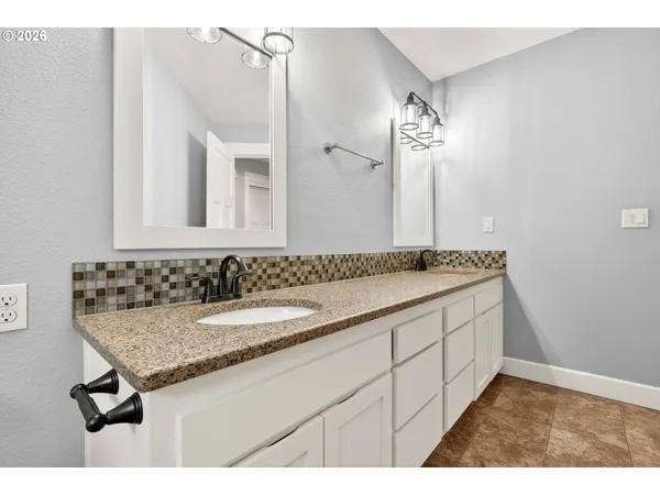 $724,900 | 4132 Southwest Brixton Avenue, Gresham, OR 97080