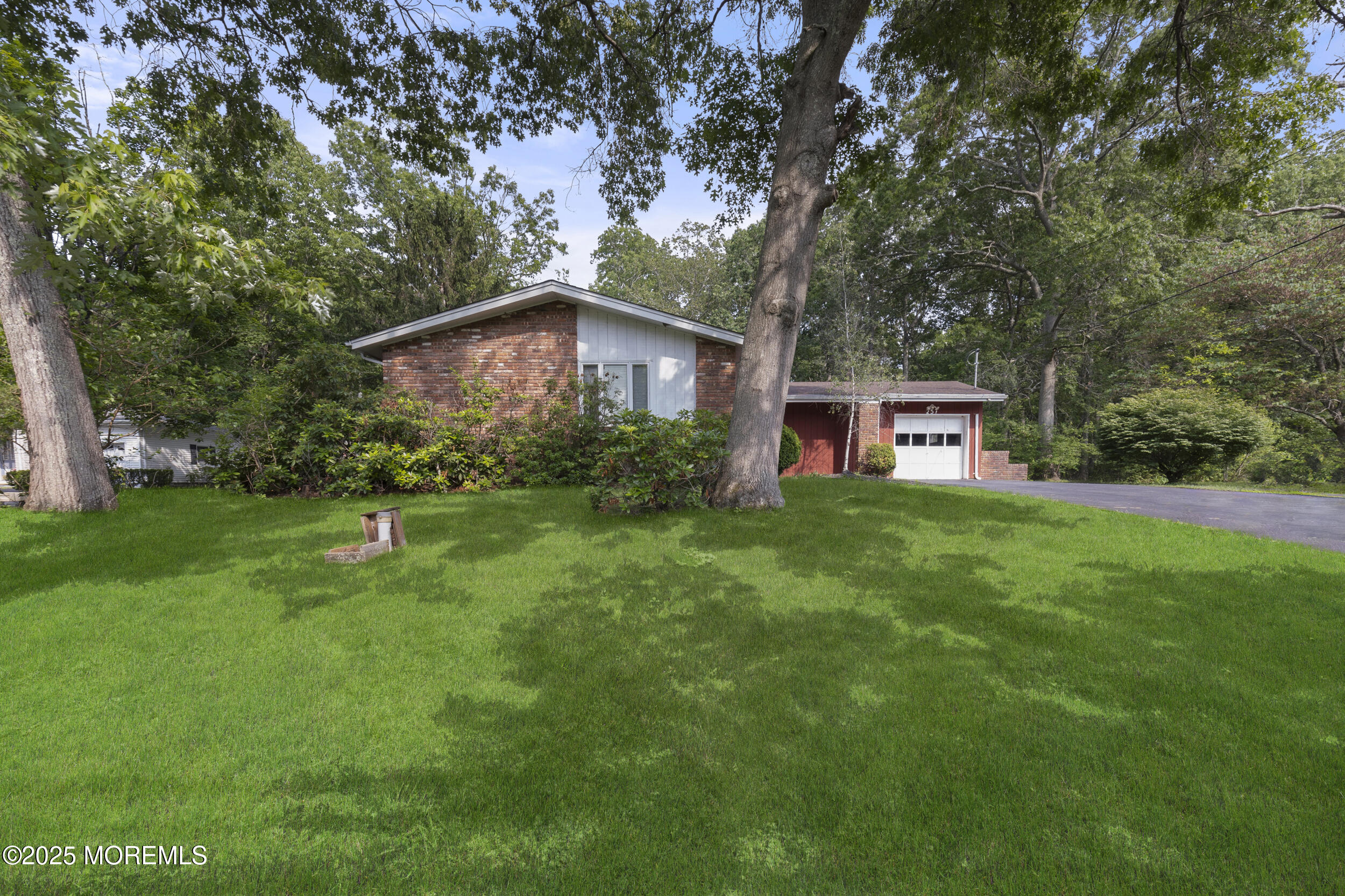 257 White Road Jackson, NJ 08527 - Photo 2 of 21 hl7a5648