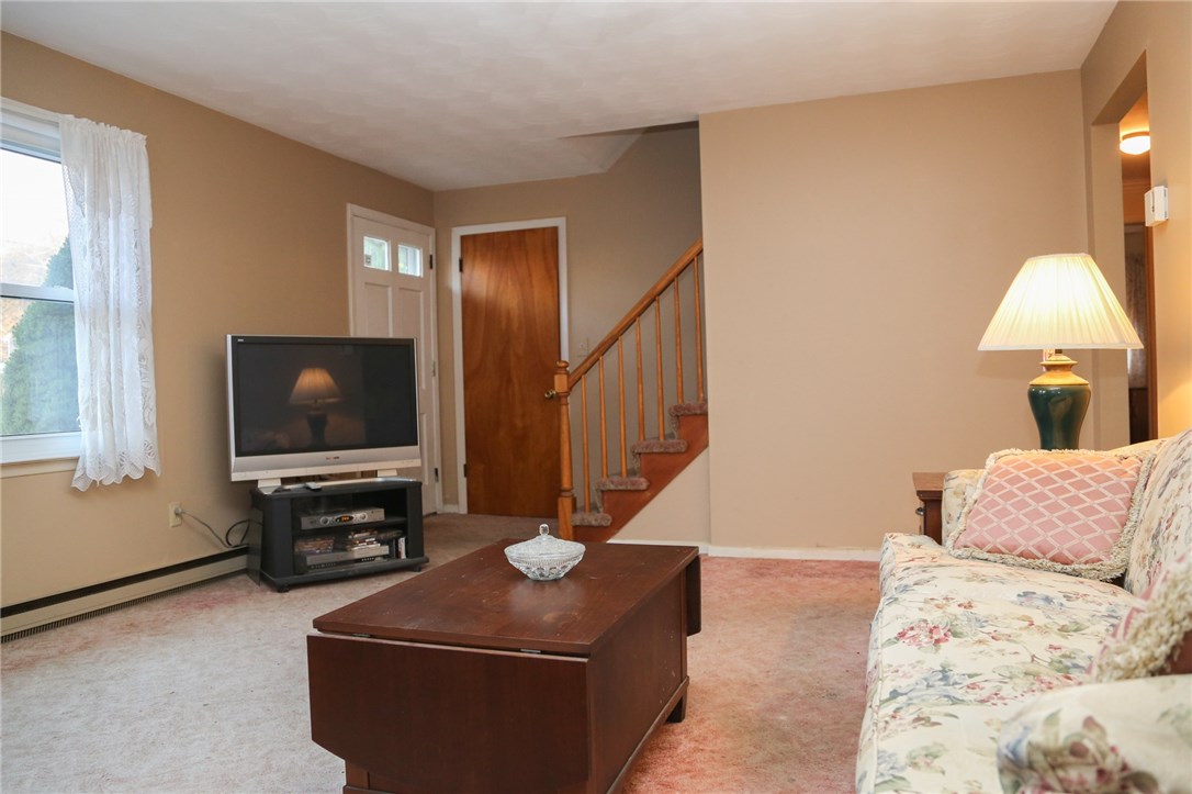 45 Pontiac Road Narragansett, RI 02882 - Photo 16 of 25